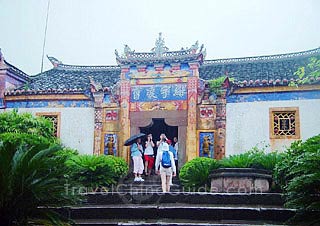 The rice flowing hole in Shibaozhai